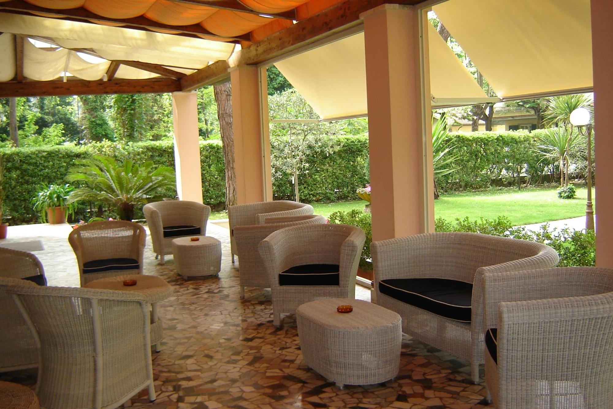 Hotel Mediterraneo Marina di Pietrasanta Exterior foto
